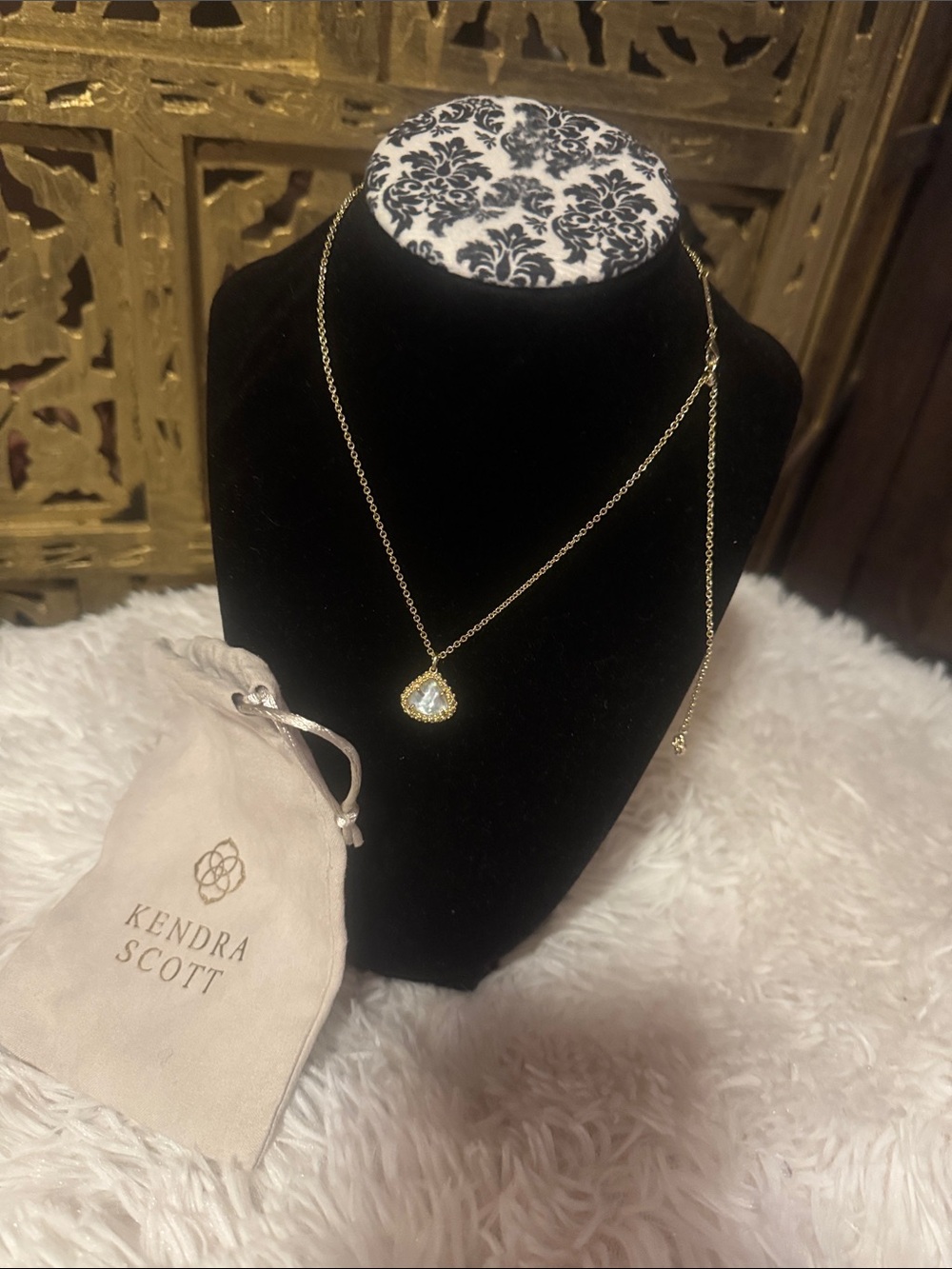 Kendra Scott Gold Teardrop Necklace with Clear Crystal